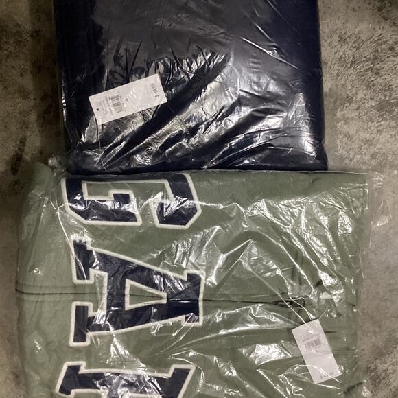 GAP Men’s SET Olive Green Navy Zip Hoodie and Joggers MSRP $100 Size L - Picture 4 of 4